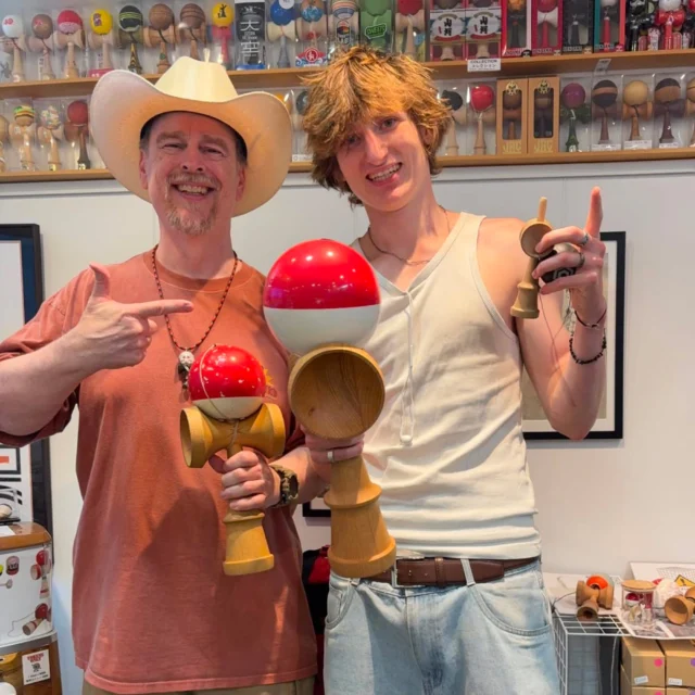 Repost from @kendama.cowboy  @demian_luedke stopped by the shop for a bit and we covered a ton of tips and tricks.  Also covered a few unusual ones for that next game of KEN.  Thank you for visiting and sticking around for the full shop tour. 🤠
.
.
#けん玉 #kendama
#HarajukuKendamaClub #原宿けん玉クラブ #HarajukuKC
#KendamaCowboy #けん玉カウボーイ #KendamaTokyo #けん玉東京
#MESHtokyo #メッシュ東京 #けん玉専門店
#KendamaShop #けん玉ショップ